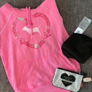 VICTORIAS SECRET bundle (hoodie and 2 small bags)